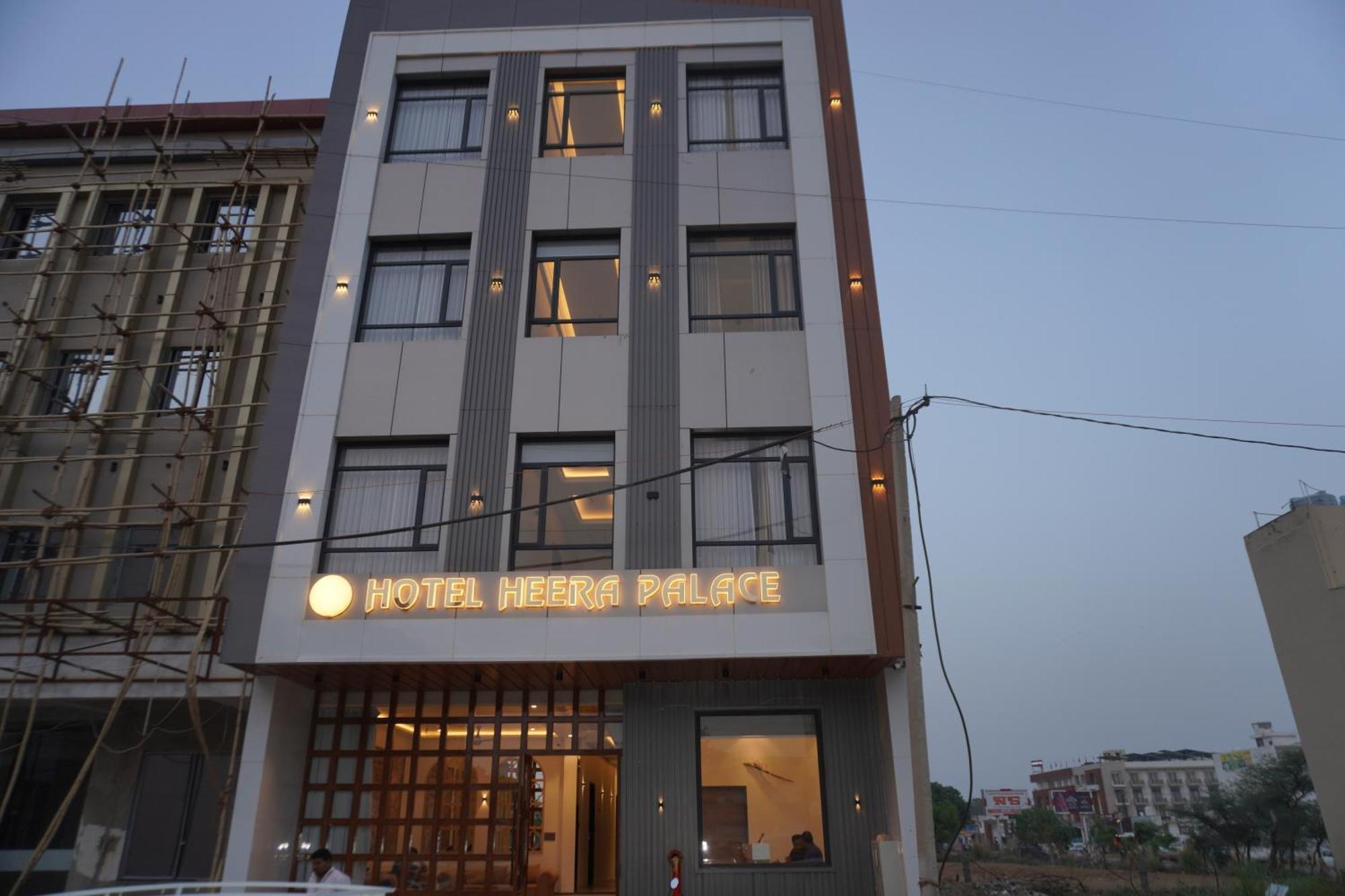 Hotel Heera Palace Khatu ภายนอก รูปภาพ